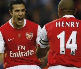 开云官方平台-黄蜂蛰伤雷霆，欧冠淘汰赛暗藏的自然法则