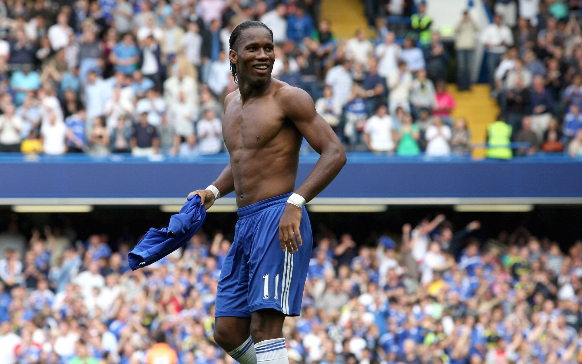 绿茵场上的地缘博弈，安哥拉制霸伊朗，巴尔韦德在意甲焦点战接管比赛